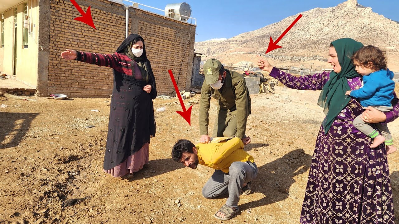 The arrival of the police to arrest Hamzah for harassing his second wife