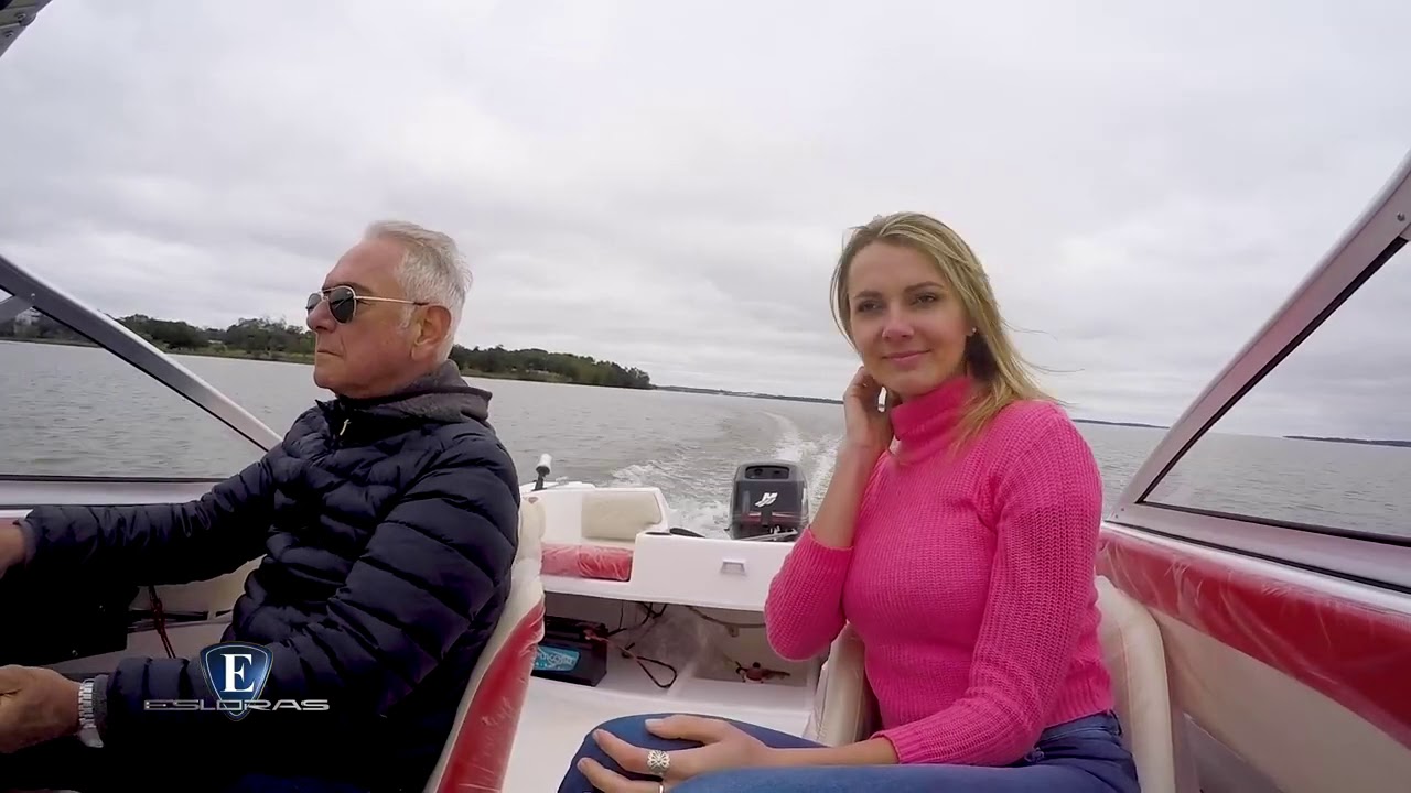 TRACKER PAMPA MARIN 520 PISO MATRIZADO Esloras Tv en Náutica Aire Libre