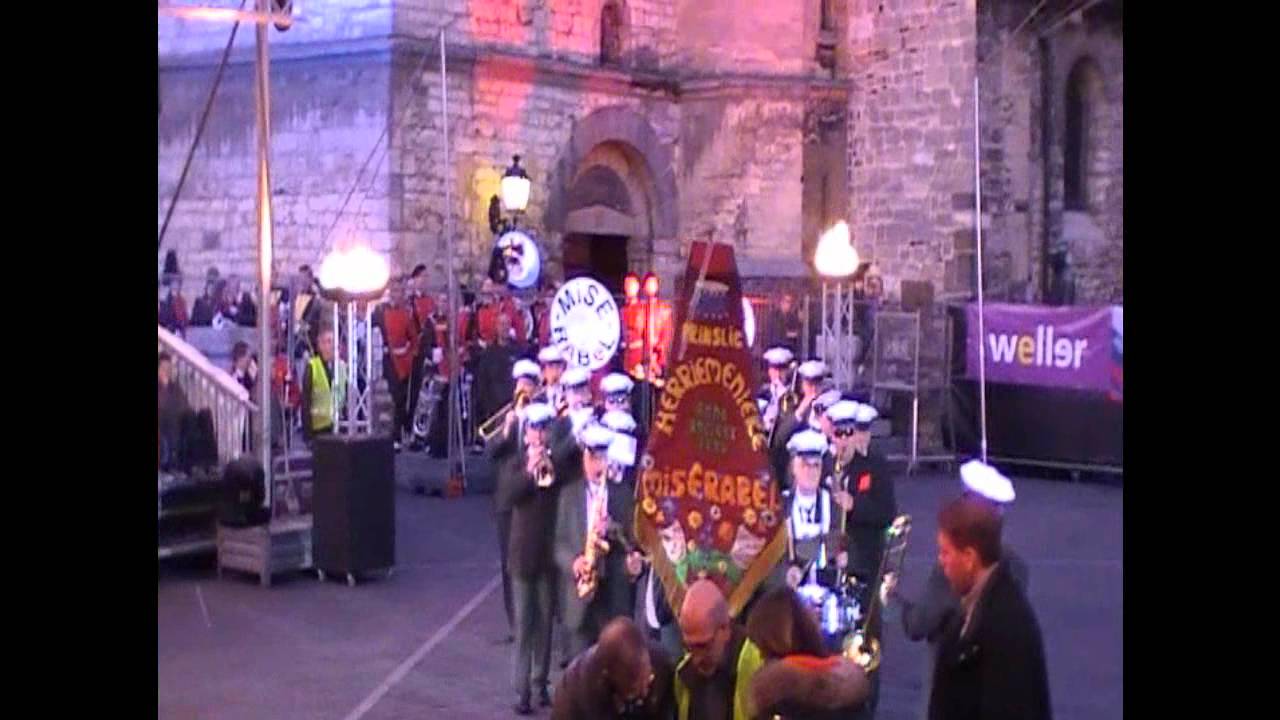 Miserabel - Show en Muziekparade Heerlen 2011
