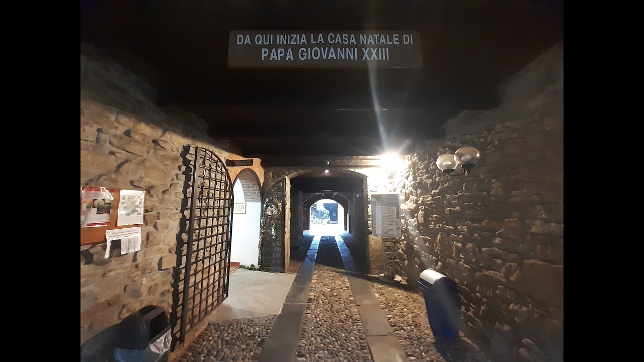 Sotto il Monte (BG) - Casa natale di Papa Giovanni XXIII (Papa Roncalli)