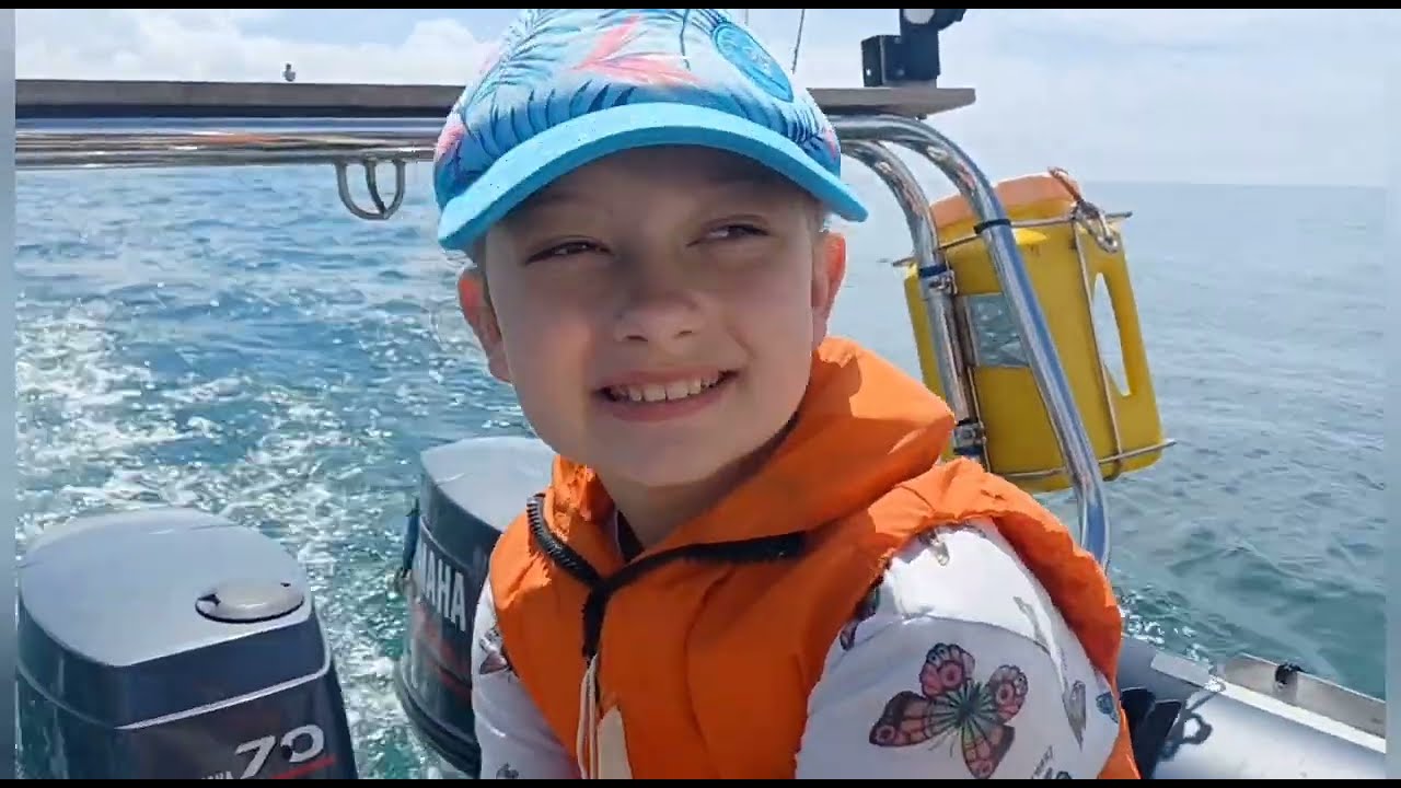 Infanta Inflatable / Fishing compilation.