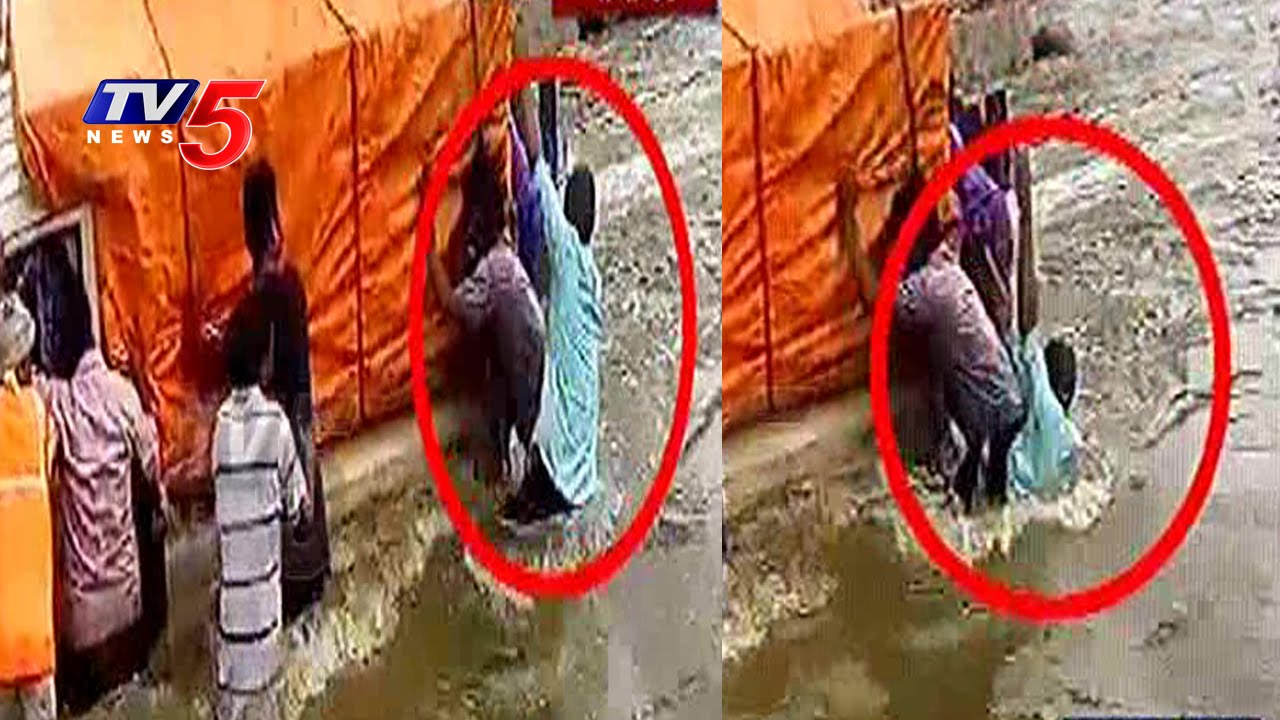 Man Washed Away In Rainwater In Hyderabad | Hyderabad  Rains | TV5 News