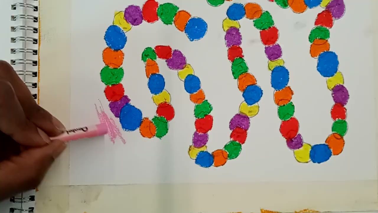 Drawing & Colouring A Candy Necklace｜Hand Drawing + Oil Pastels