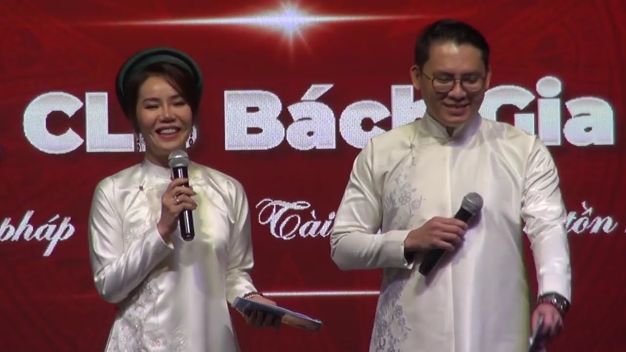 Bách Gia Tinh Hoa Áo Dài Năm Tuyền