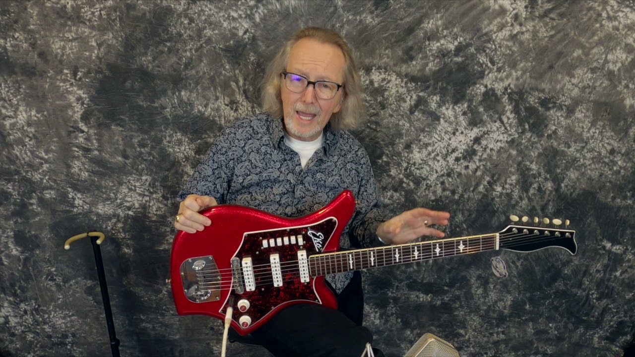 1962 Eko Model 700/TA/3V Red Sparkle White MOT