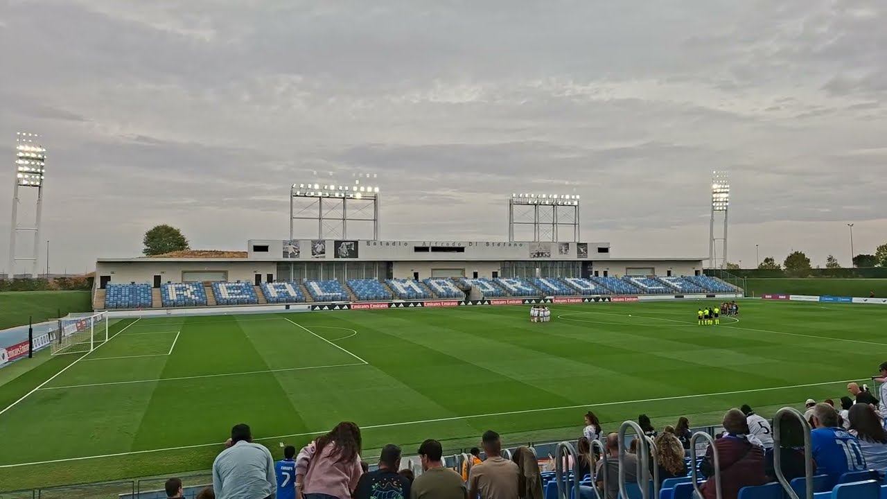 Real Madrid - Levante: minuto de silencio por Peña (temporada 2025-26)