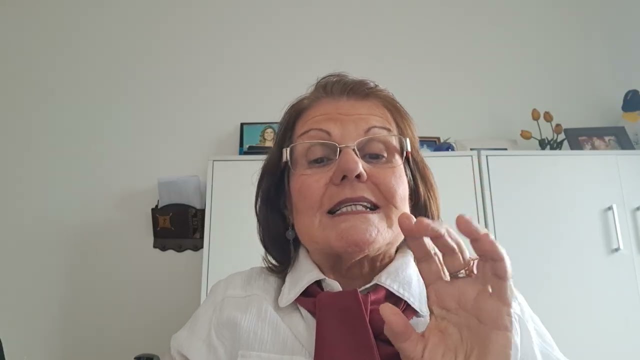 Jesus é Rei e Sacerdote eterno.