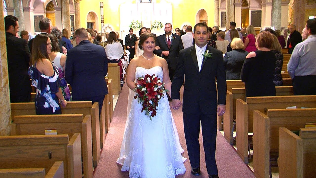 AJ's Photography video highlights at the Marriott from Laura Hunzinger & Chris Lewis' wedding