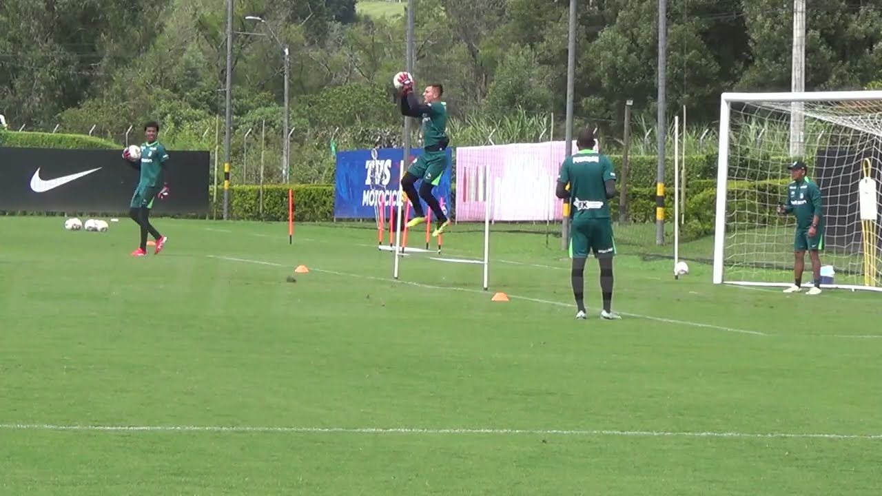ENTRENAMIENTO DE ARQUEROS PREVIO AL JUEGO VS Alianza FC