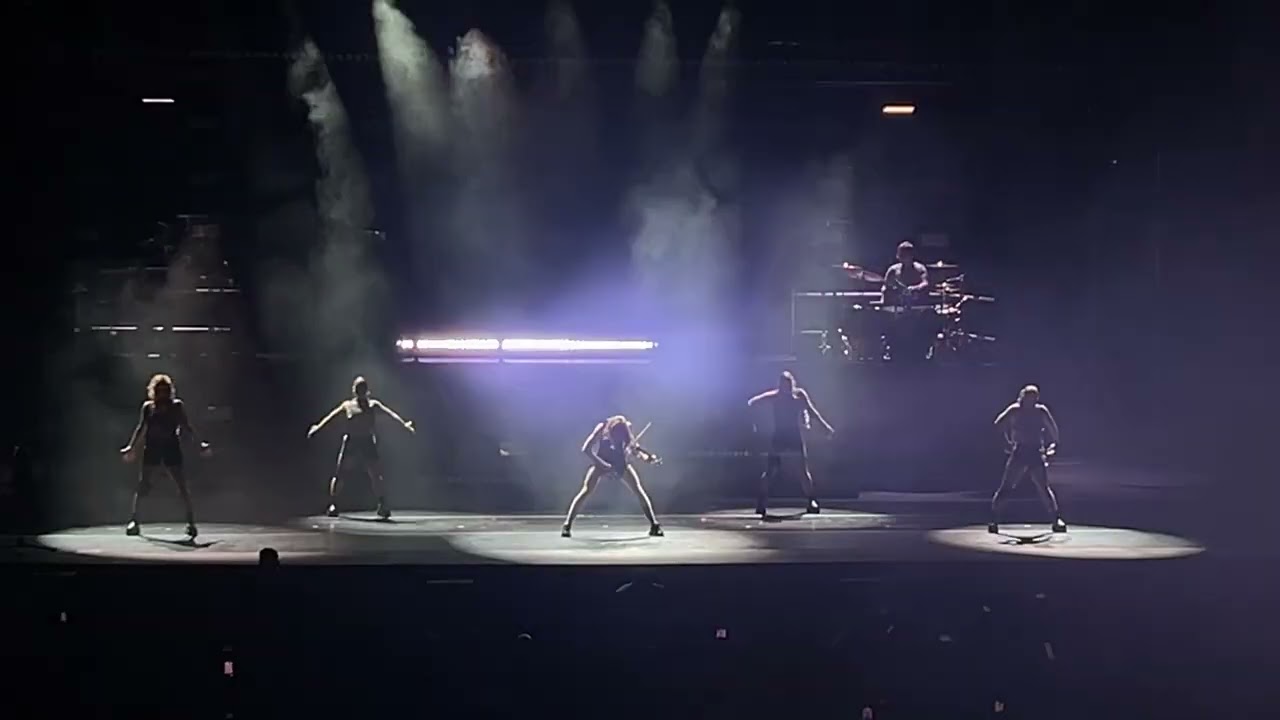 Firefly Alley (CDMX) 04/08/2025 Duality Tour Lindsey Stirling 
