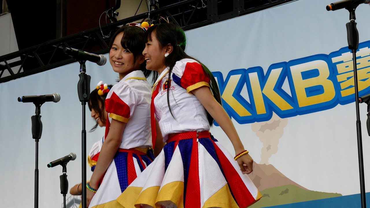 【4K】AKB48チーム8「ヘビーローテーション」KKB夢応援フェスタ(鹿児島）