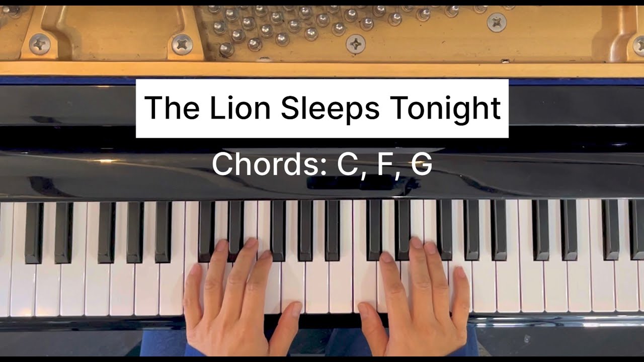 The Lion Sleeps Tonight (easy piano tutorial)