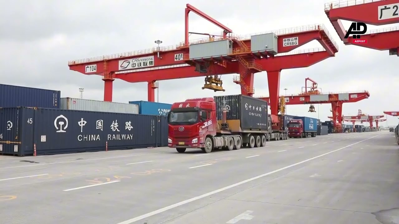 A full-time schedule freight train that connects China and Poland launched on Wednesday