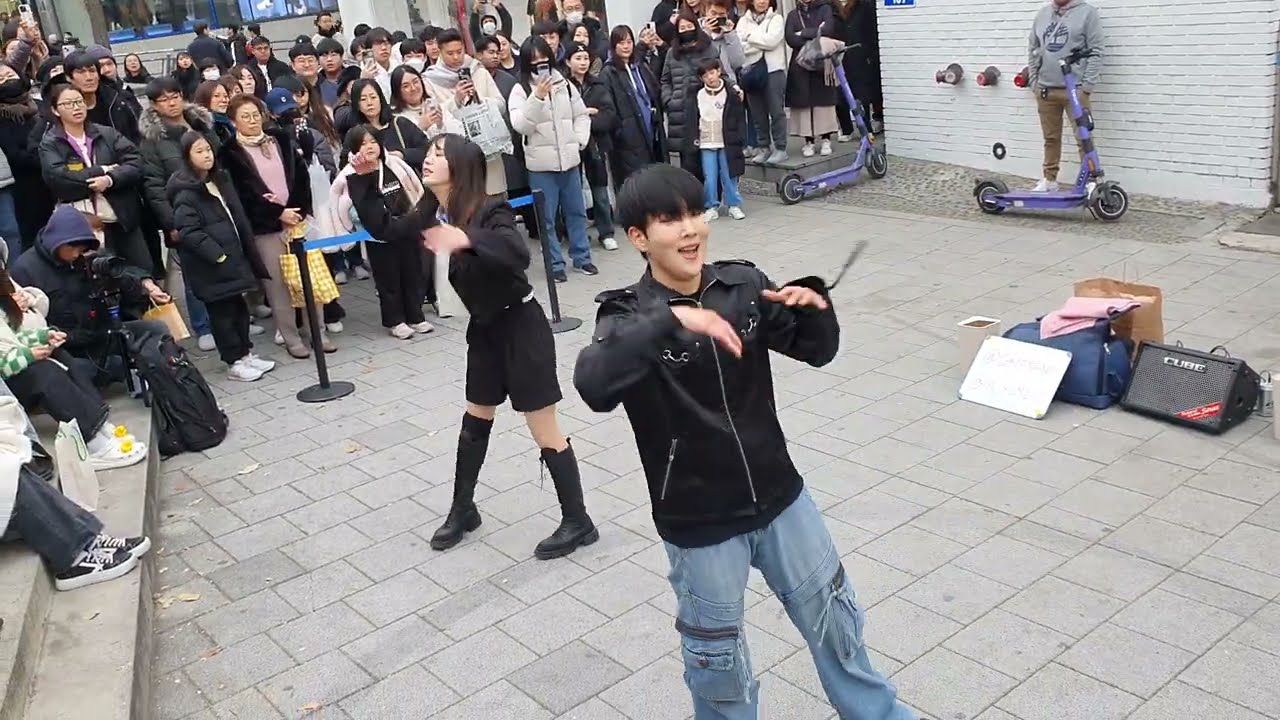[STREET ARTIST] YU KAGAWA & HYOJIN. INTERACTIVE HONGDAE BUSKING. 231126.