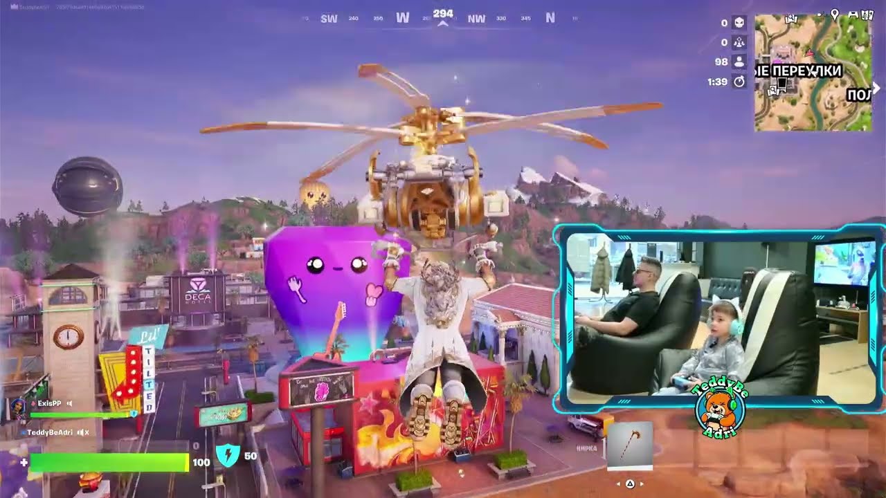 Ребенок В 5 ЛЕТ занимает 1 место в Fortnite, вместе с папой