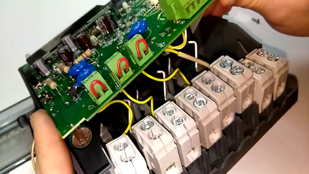 Меркурий 230 ART-02 трехфазный электросчетчик 230/400В 100А с GSM-модемом. Что внутри?