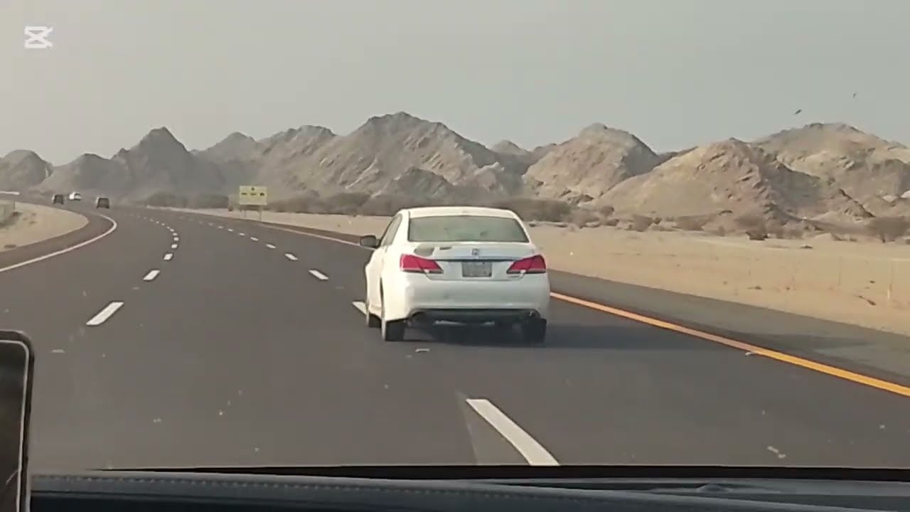 Jeddah to Madina road trip and views #saudiarabia #vlogs #views #amazing #umrah2026 #faxalksavlogs