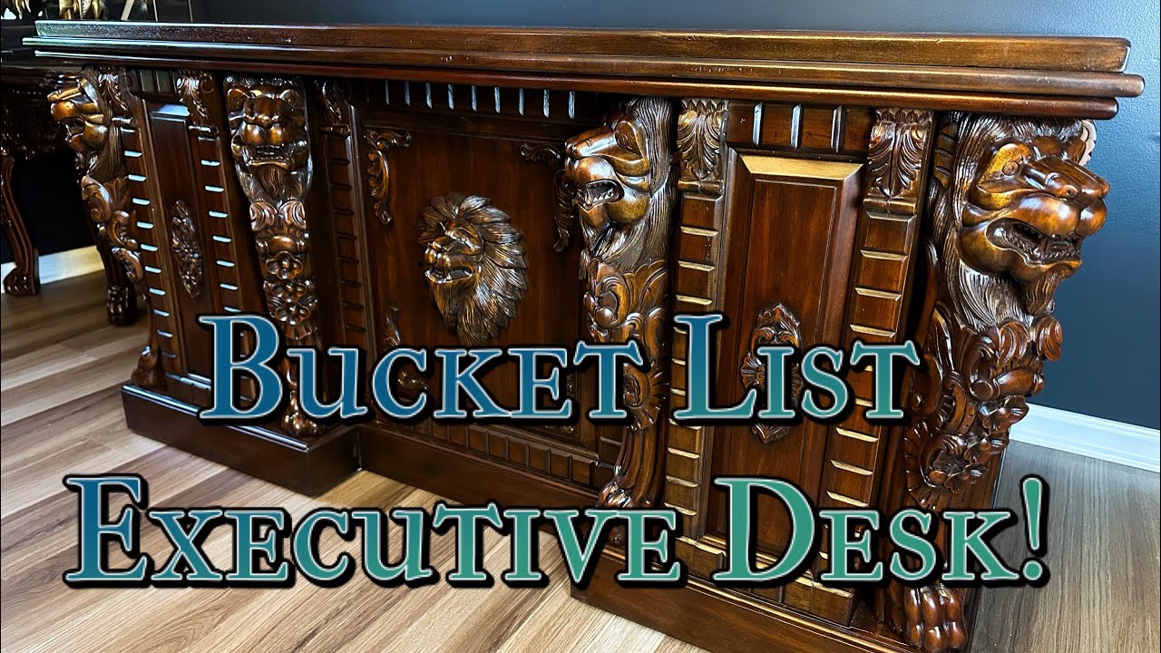 Lord Raffles Lion Executive Desk Review!