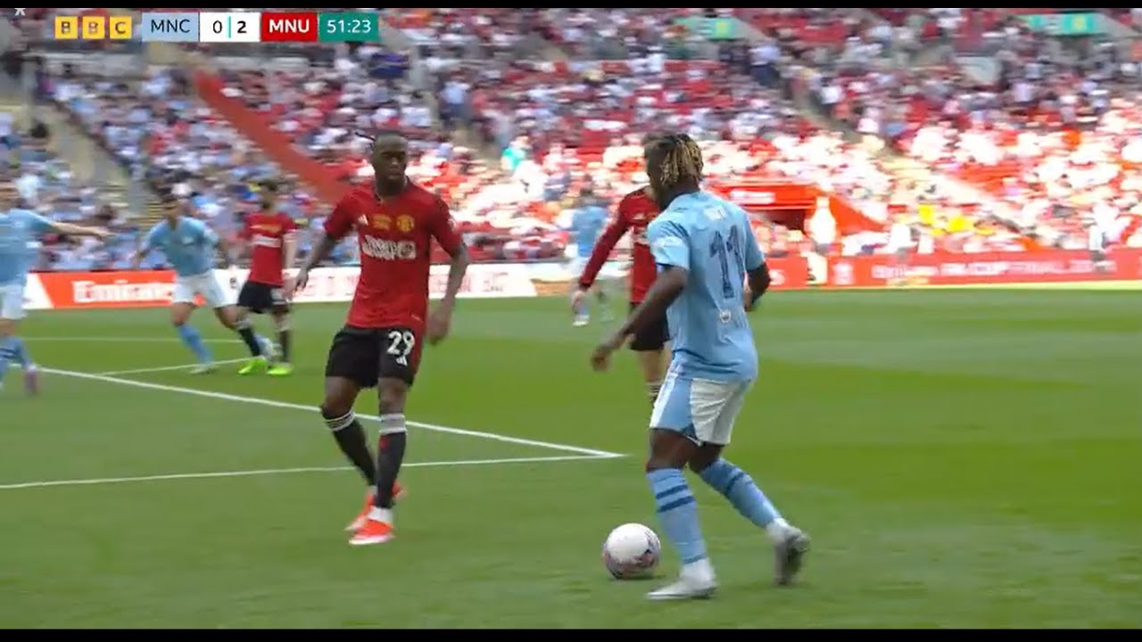 J&eacute;r&eacute;my Doku Vs Wan-Bissaka Fascinating Battle HD