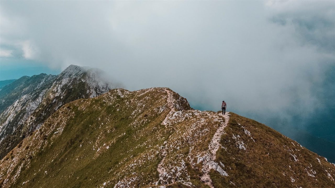 Solo Hiking | Piatra Craiului | Exciting day at the 