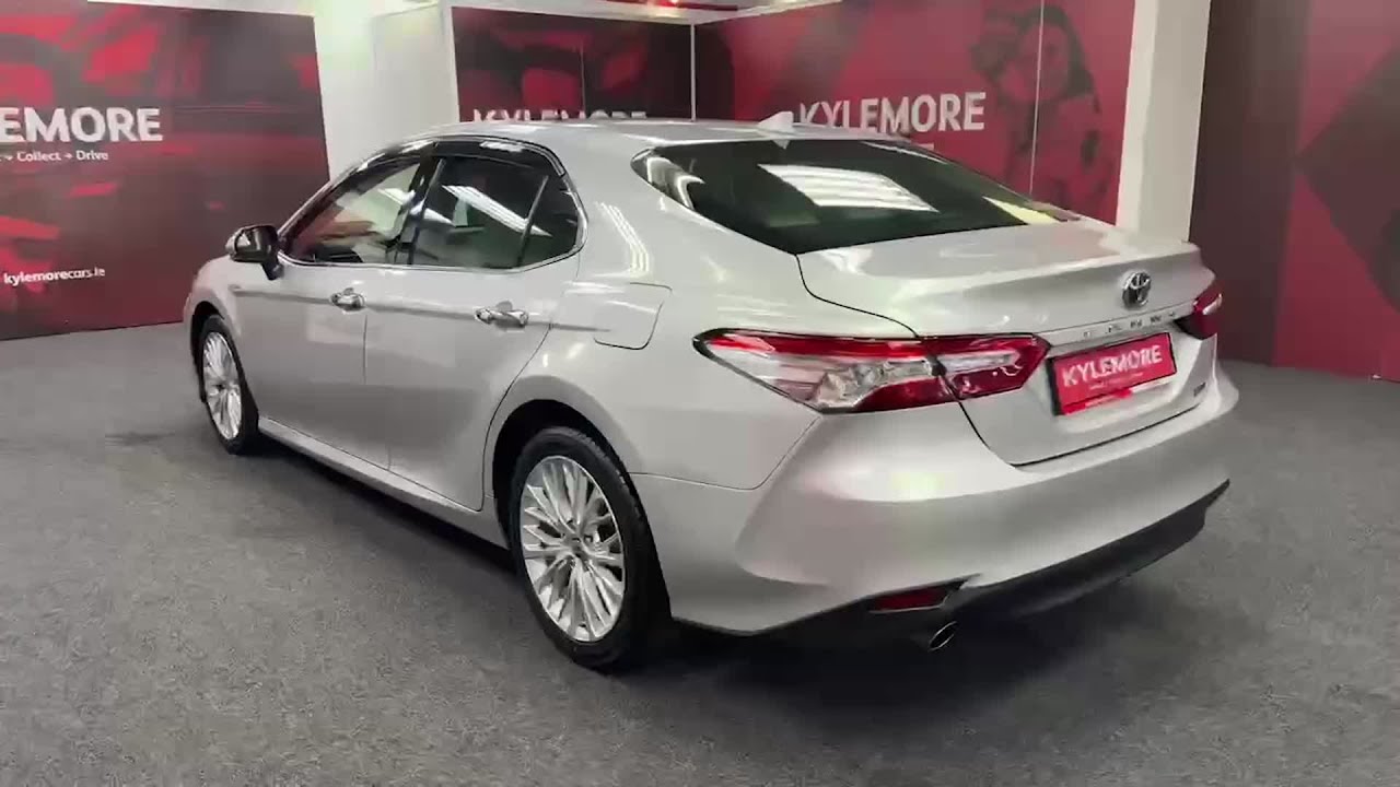 12219 - Toyota Camry 2.5 HYBRID AUTOMATIC  RefId: 540412