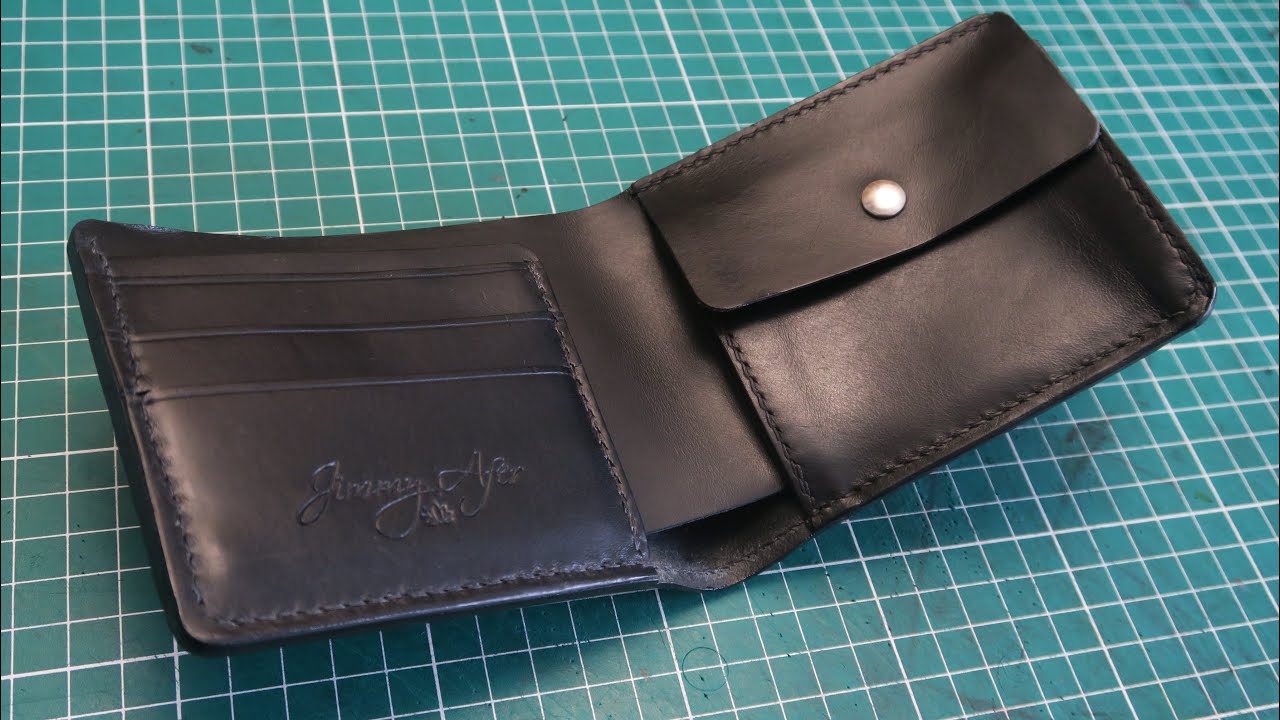 Fabrication d'un portefeuille en cuir