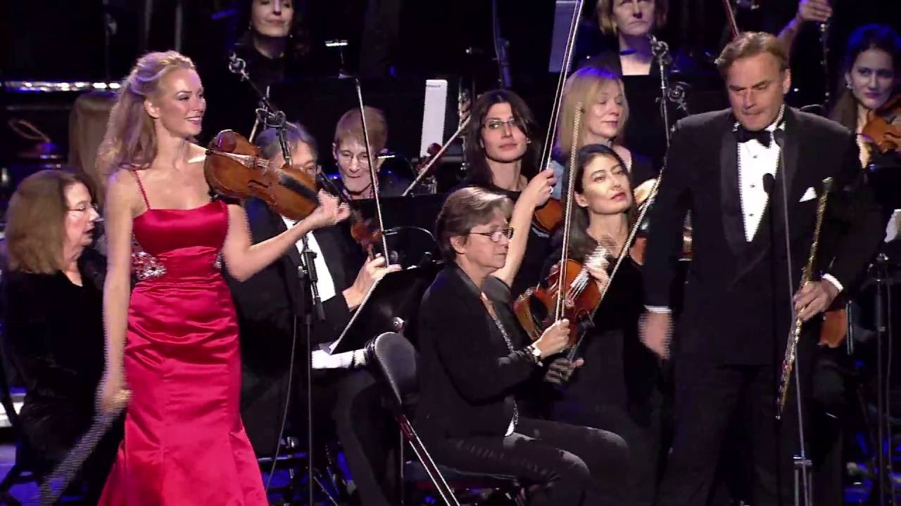 Andrea Griminelli and Caroline Campbell play Borne's Bizet's Carmen Fantasy at Madison Square Garden