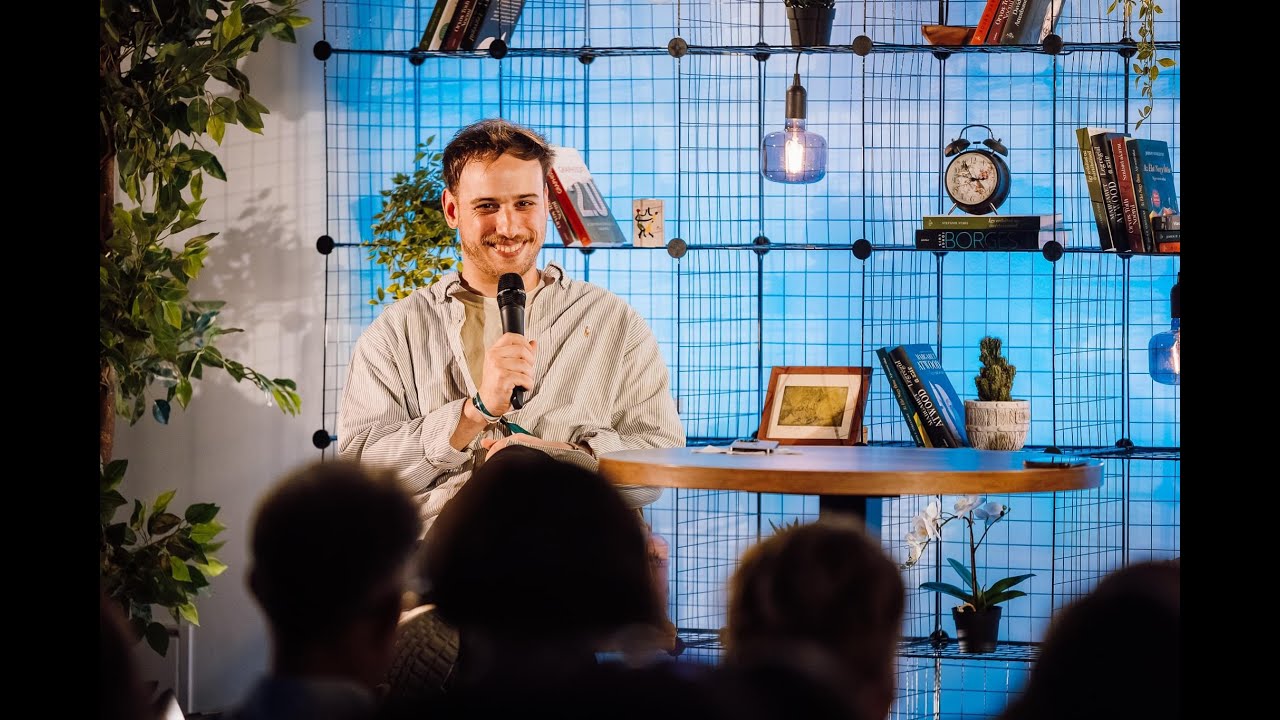 Turai Barna: A verb&aacute;lis megnyilv&aacute;nul&aacute;s m&ouml;g&ouml;tt // DeepDive 2023