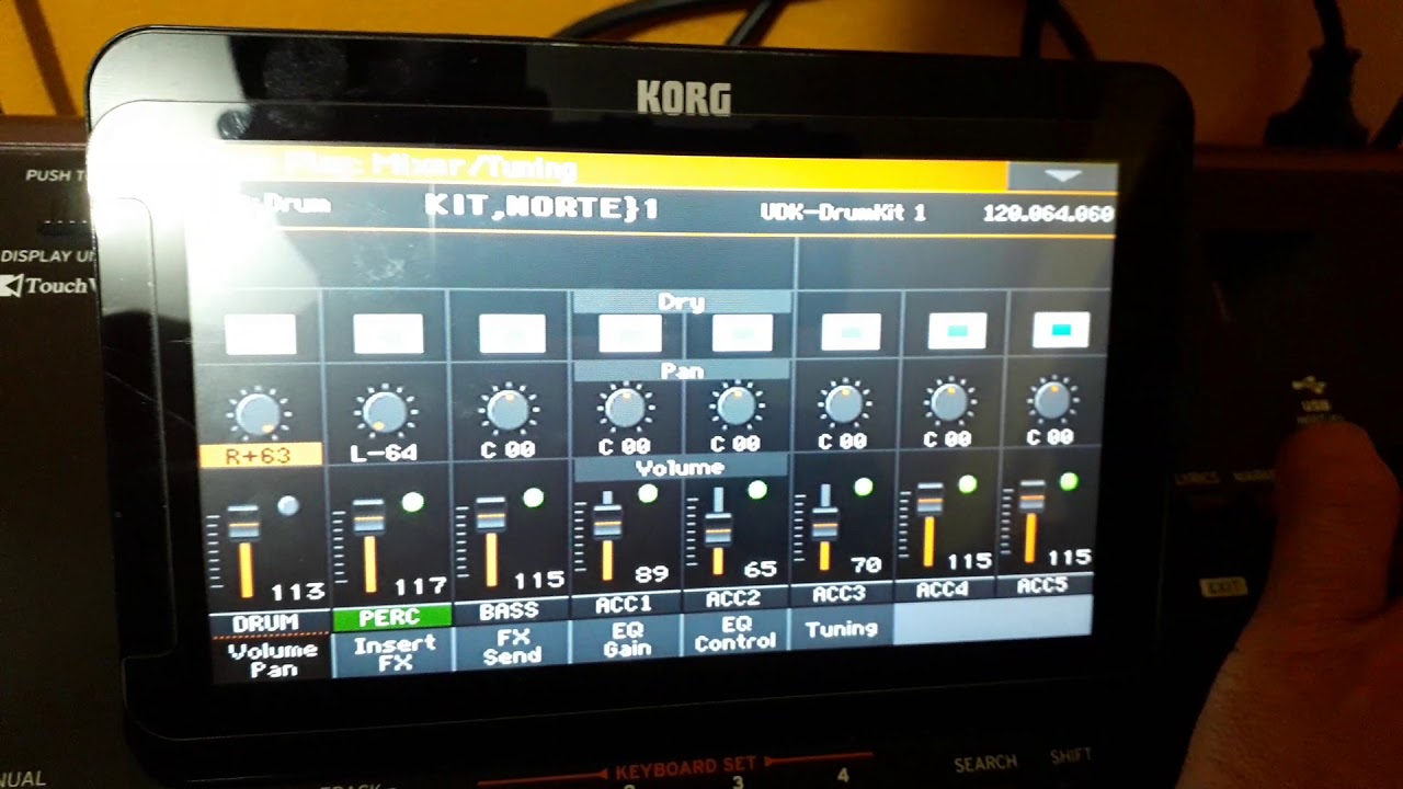 como utilizar el paneo para los instrumentos en korg pa 700 y 1000