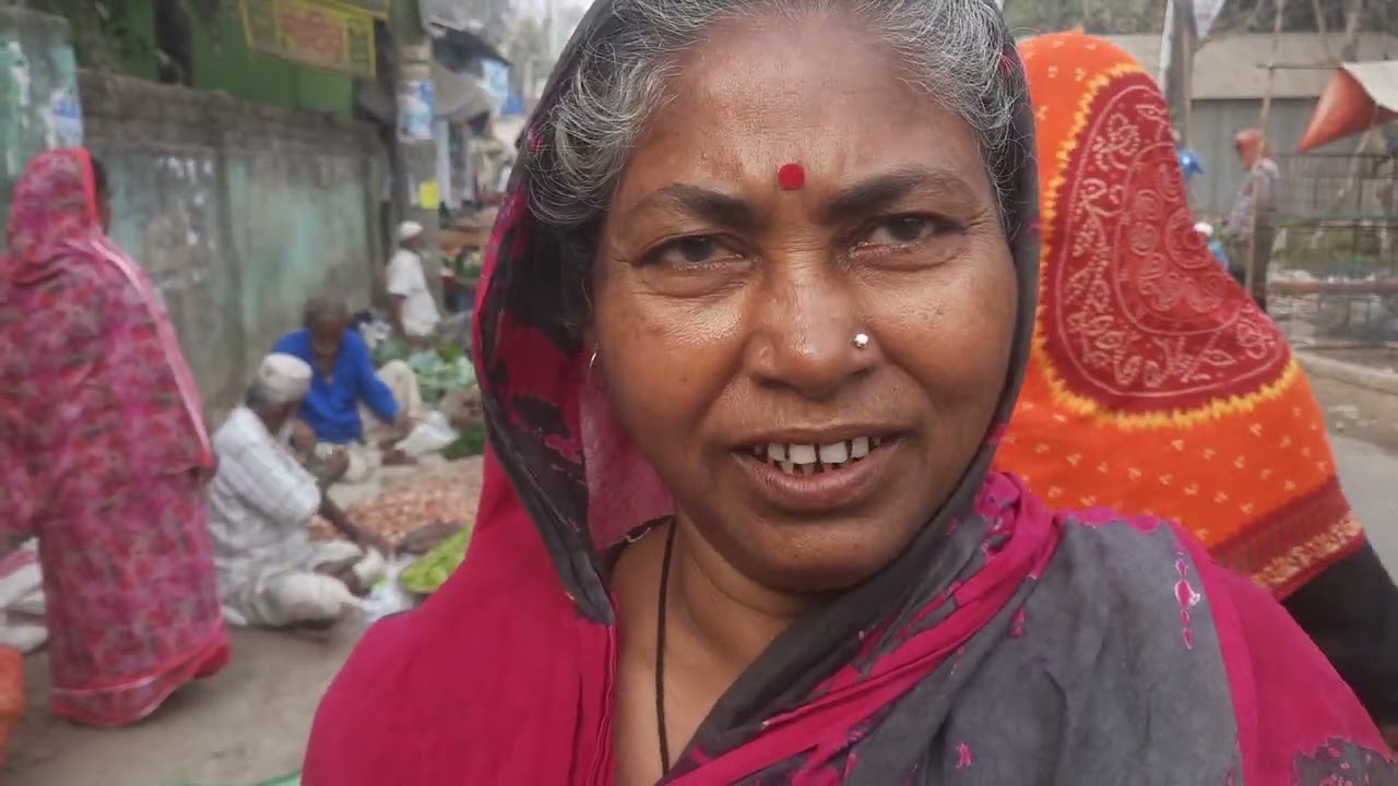 উল্লাপাড়া ভোরের বাজার এত জনপ্রিয় কেন জানতে চোখ রাখুন এই চ্যানেলে। ০২/০৩/২০২৬