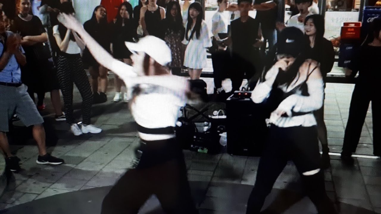 J.YANA💘, J.MOON💘. BTS 'MIC DROP' COVER. FIRST IMPROMPTU DUO PERFORMANCE. REAL ARTISTIC BUSKING.