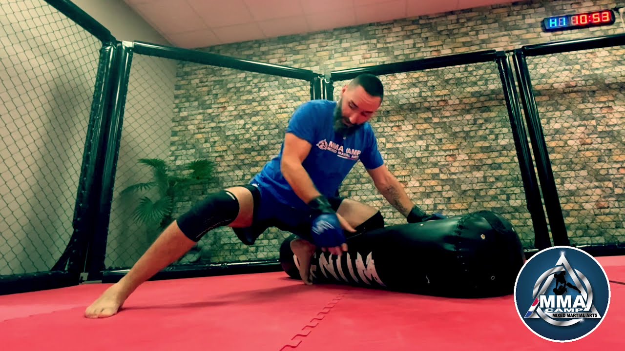 MMA : Travail sur sac au sol - Vidéo 1/3