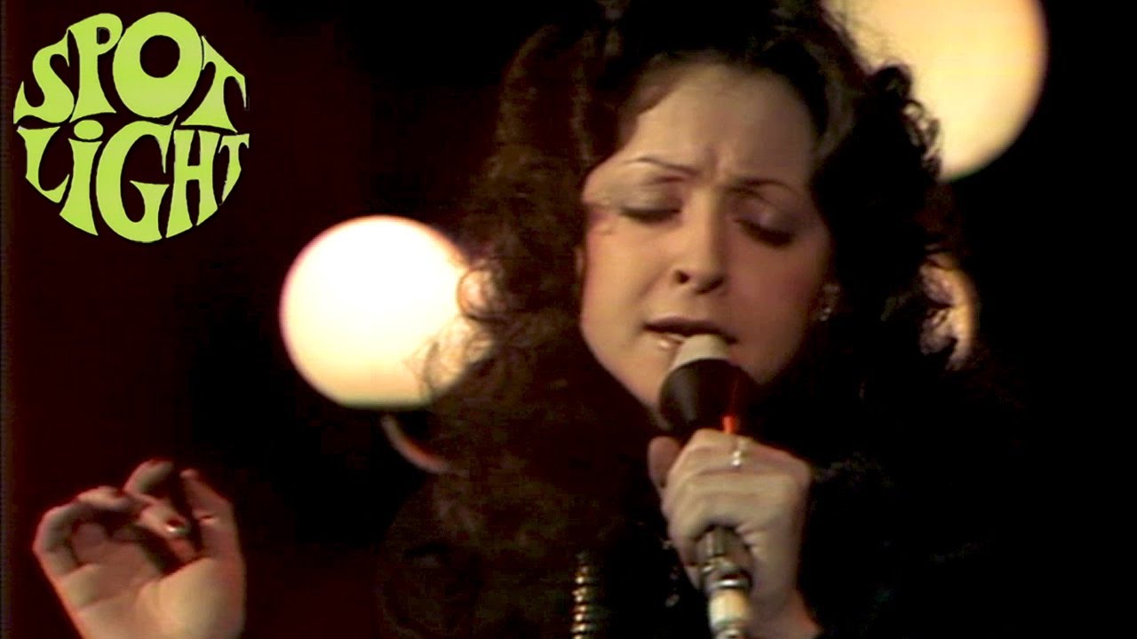 Vicky Leandros - Rot Ist Die Liebe (Auftritt im ORF, 1975)