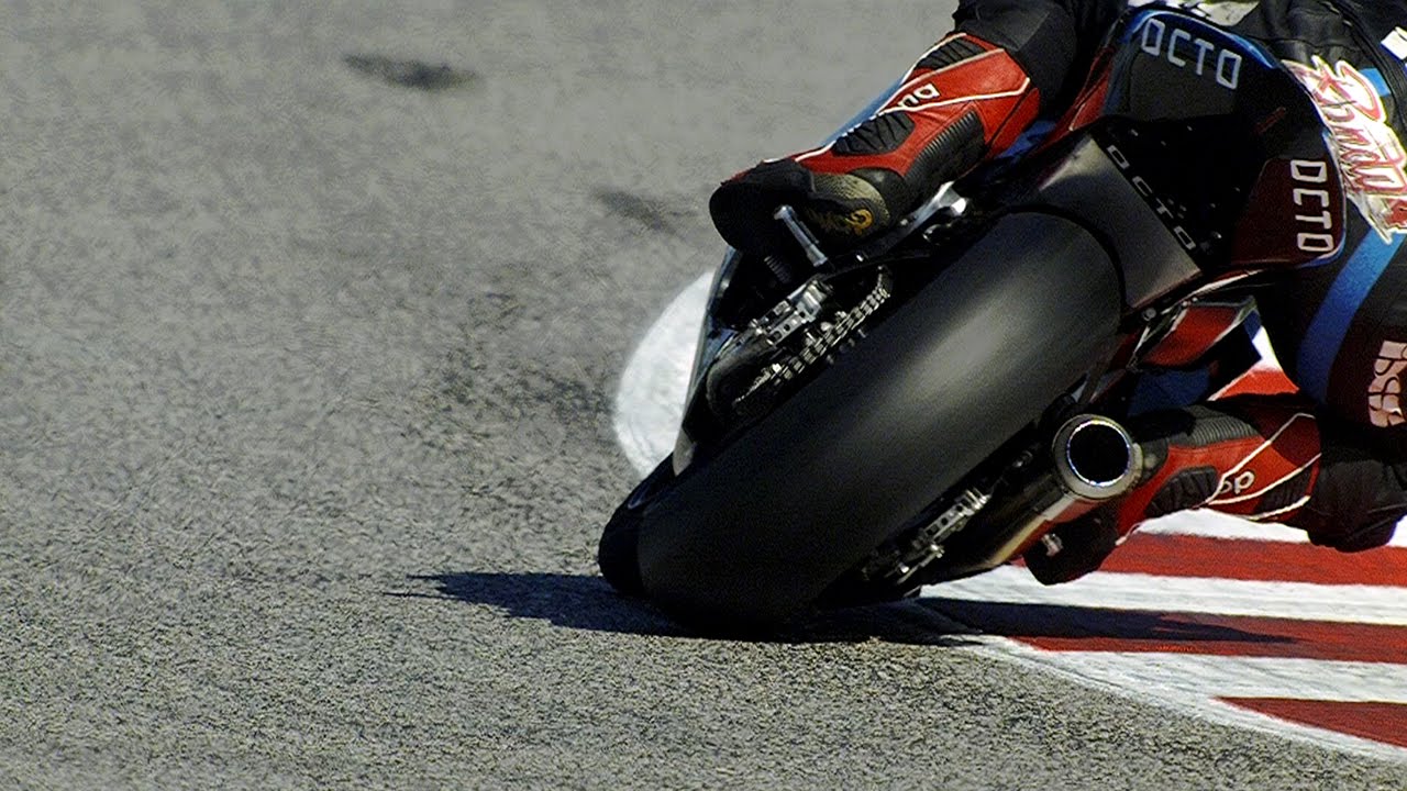 Moto2™ 2014 Best Super Slow Motion action
