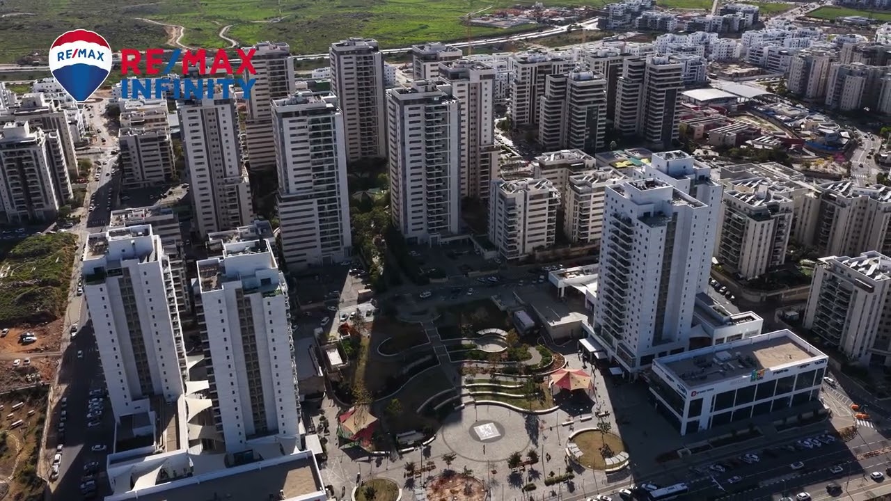 שייקה אופיר 11,  ראש העין