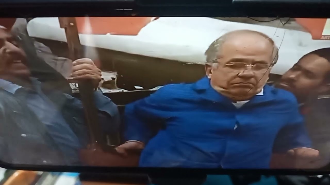 لاهاونا بالكرة الرجلية .وسرقو الكرة الأرضية .