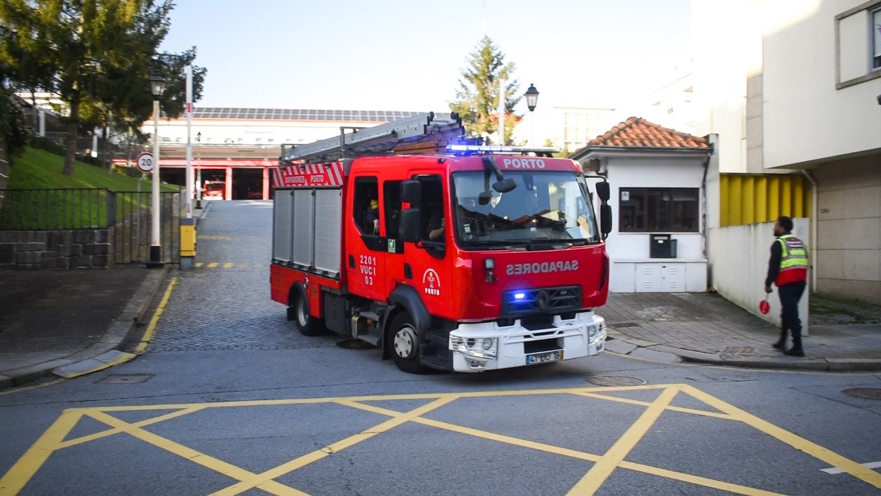 Emergency Vehicles Responding in Portugal #37