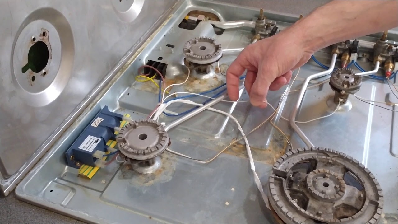 Не зажигается газовая плита от искры | Ремонт электро поджига The gas stove does not light up-repair