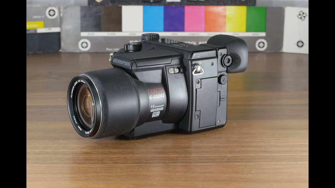 Olympus Camedia E-100RS a vintage digital camera from 2000