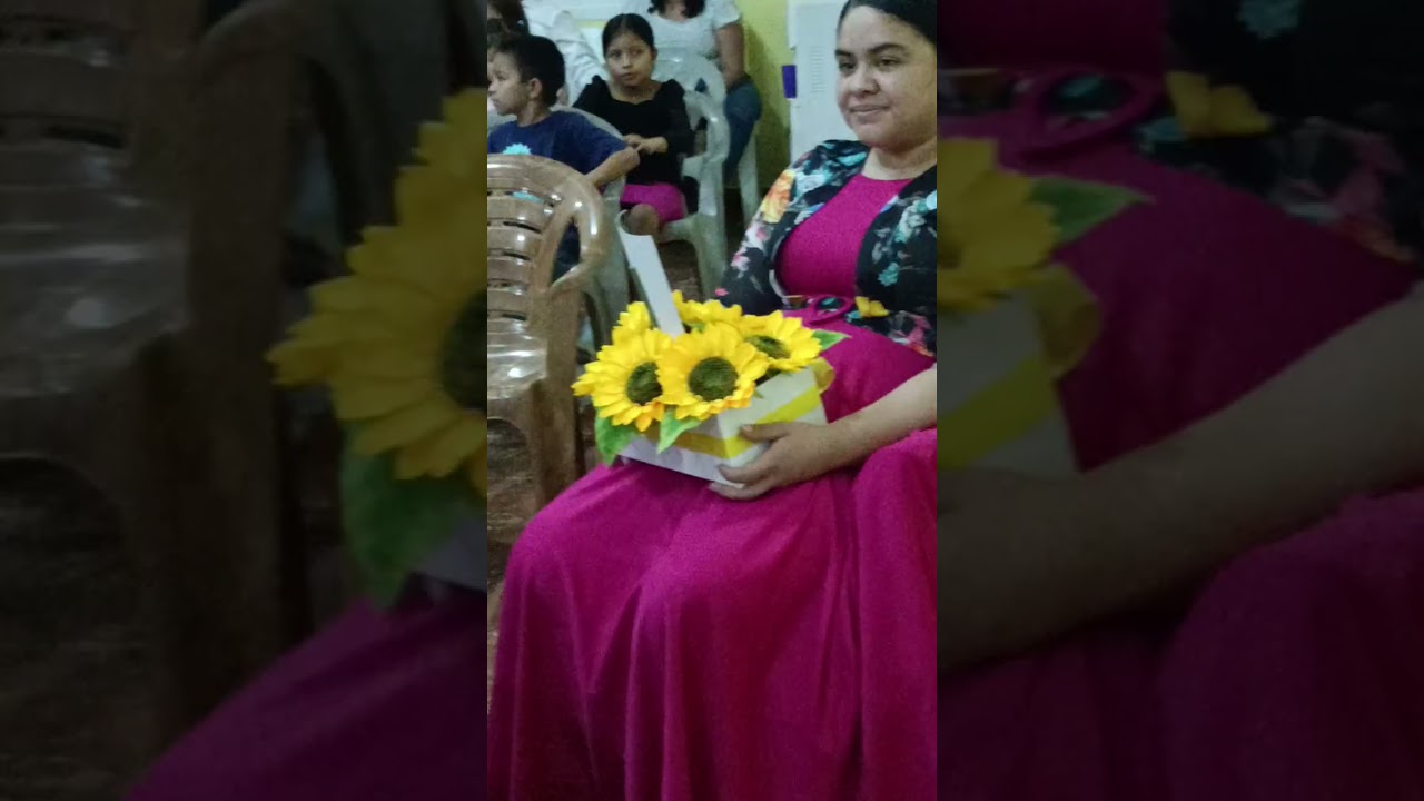 El rosario reconocimiento a las amigas invitadas y despedida