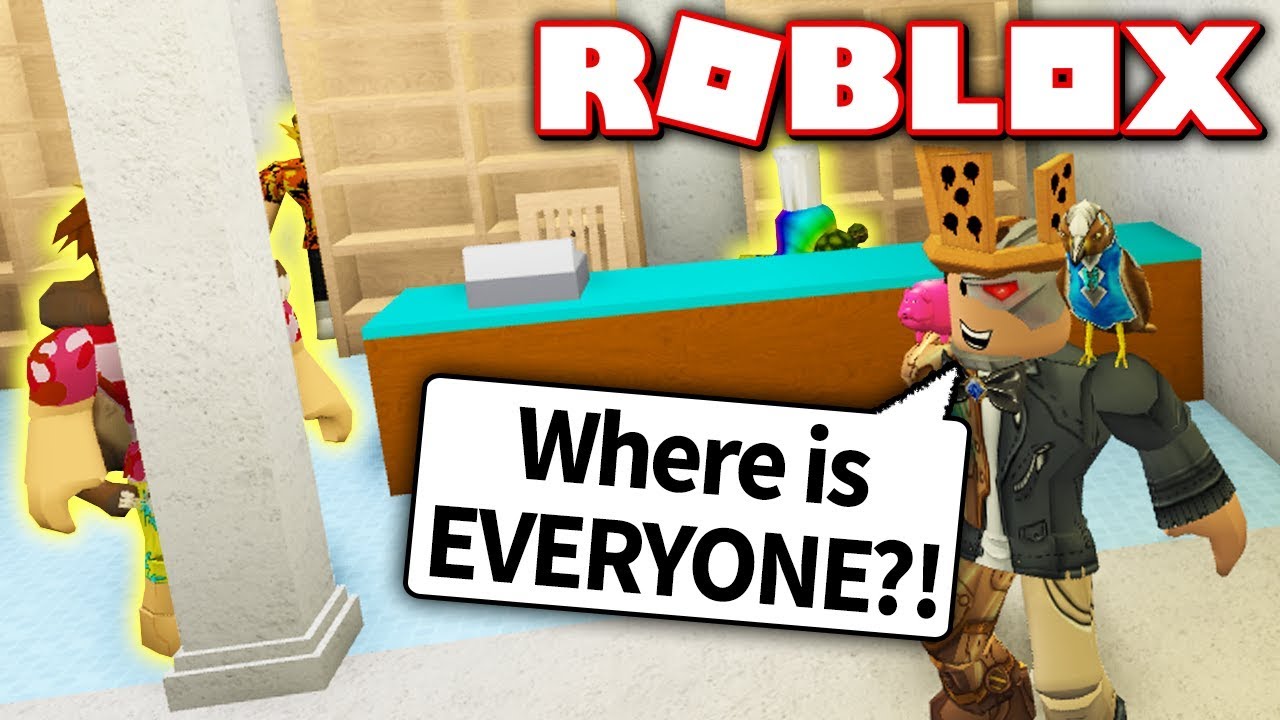 YOUTUBER ONLY HIDE AND SEEK in Bloxburg!! (Roblox)