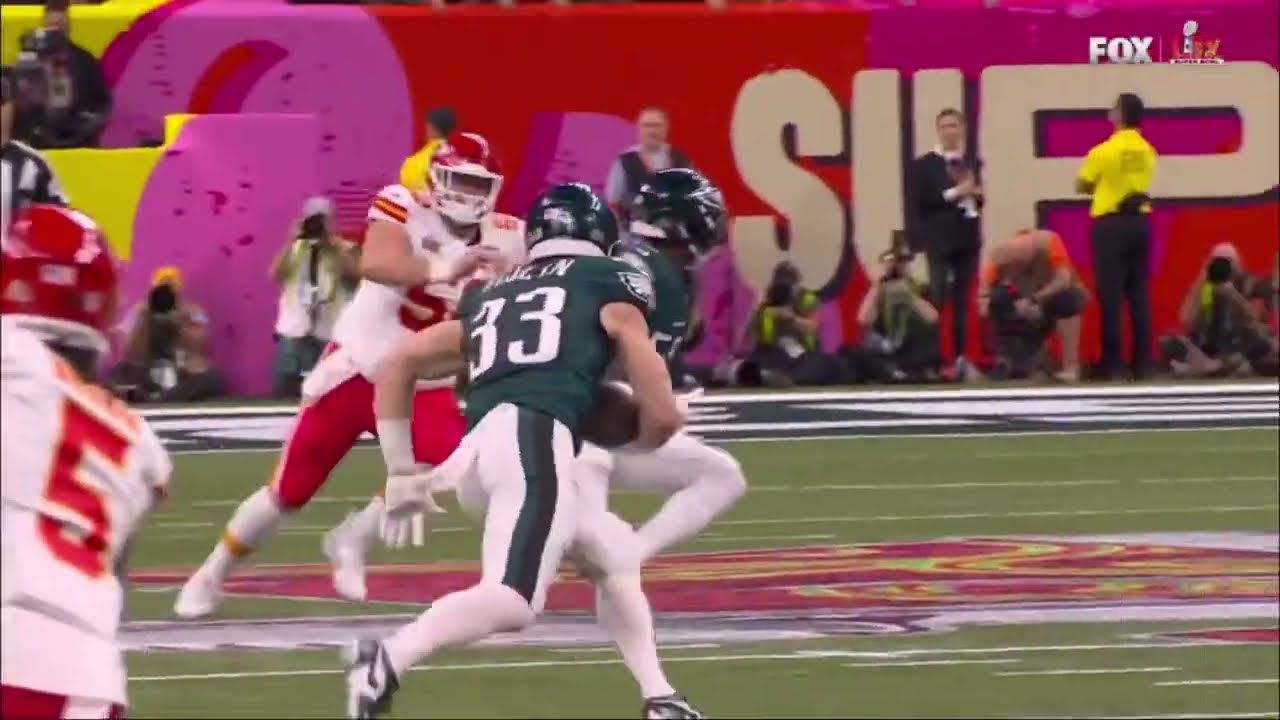 Patrick Mahomes THROWS A INSANE PICK 6 TO Cooper DeJean Chiefs vs Eagles Super Bowl 59 😱