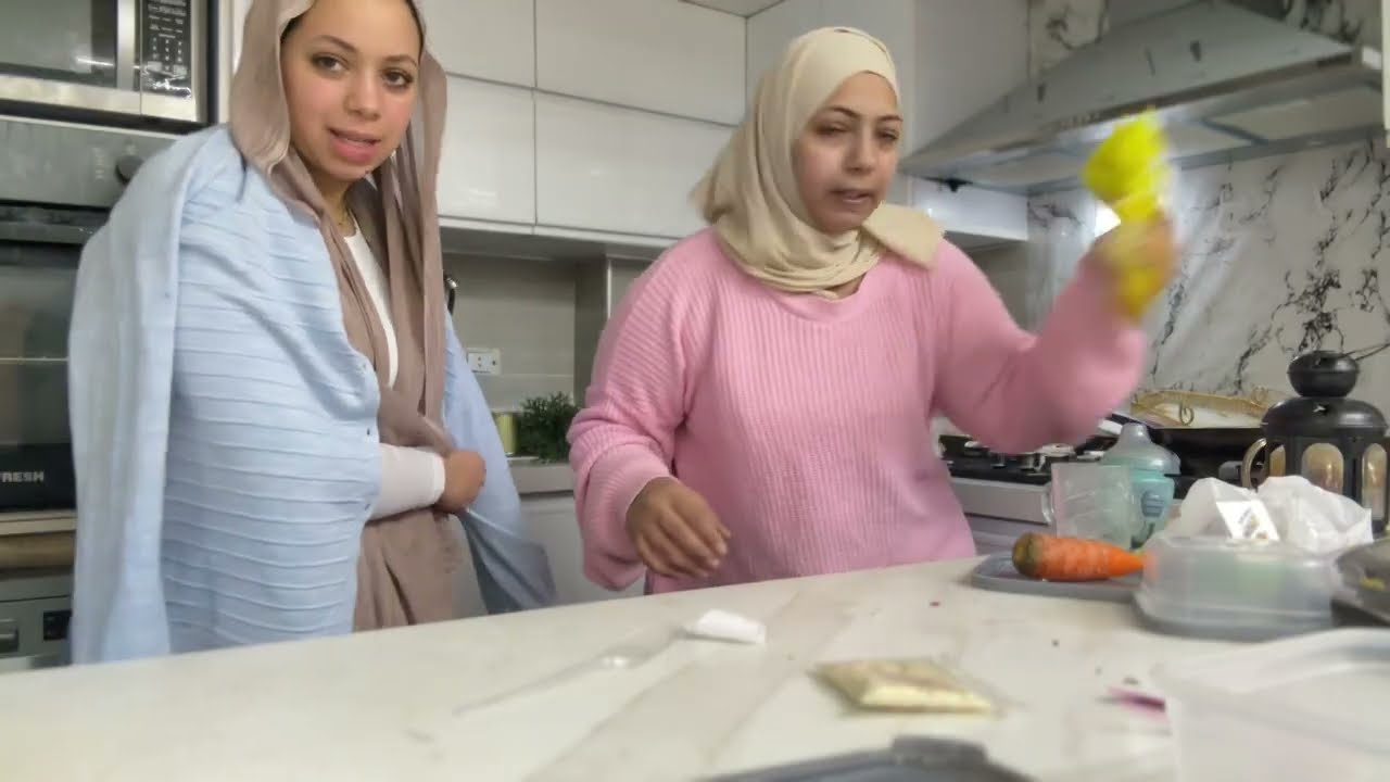 انا مكنش قدامي حل غير كده 😇 اسيب البيت اروح عند اهلي 🫣