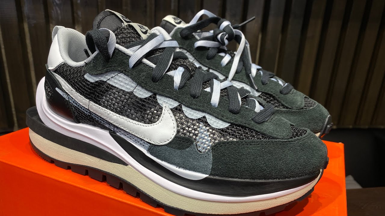 Nike Sacai VaporWaffle Black White