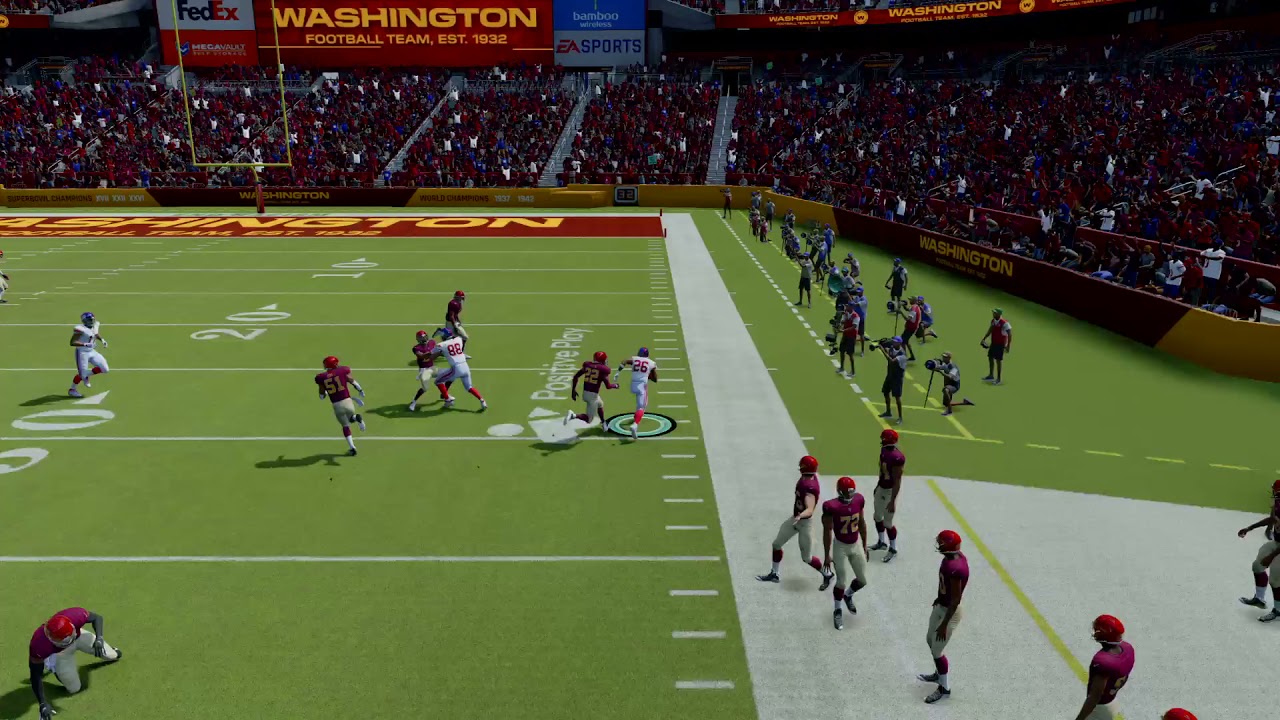 Madden NFL 22 hook & ladder
