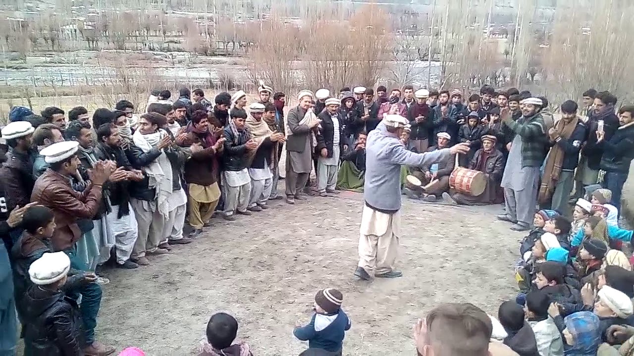 GB Yasin Traditional Dance
