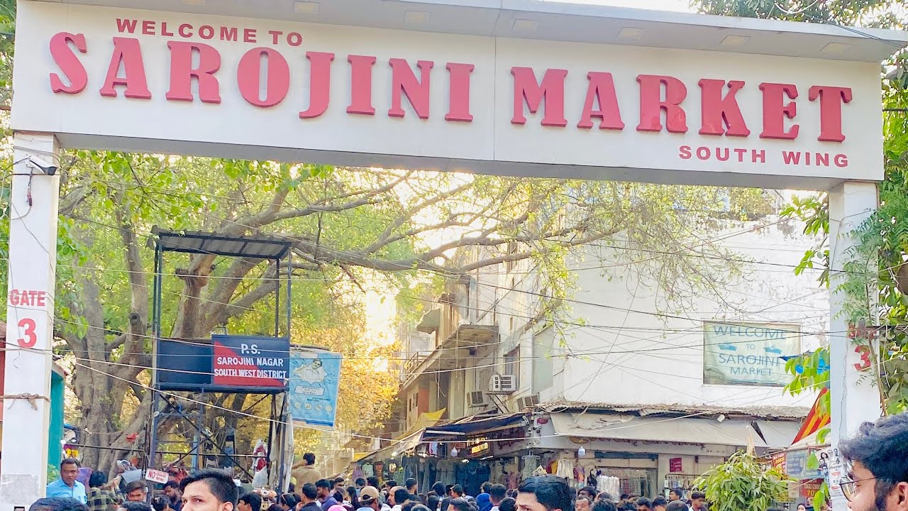 Sarojini nagar 🛍️❤️||mummy n sathy ko sath ma shopping 🛒#sarojininagar #delhi 