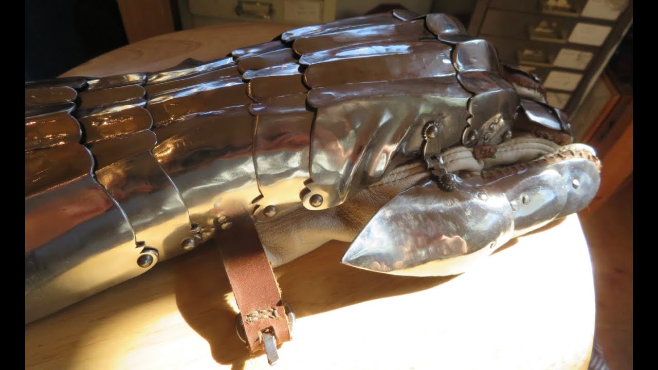 Making a Gothic Gauntlet