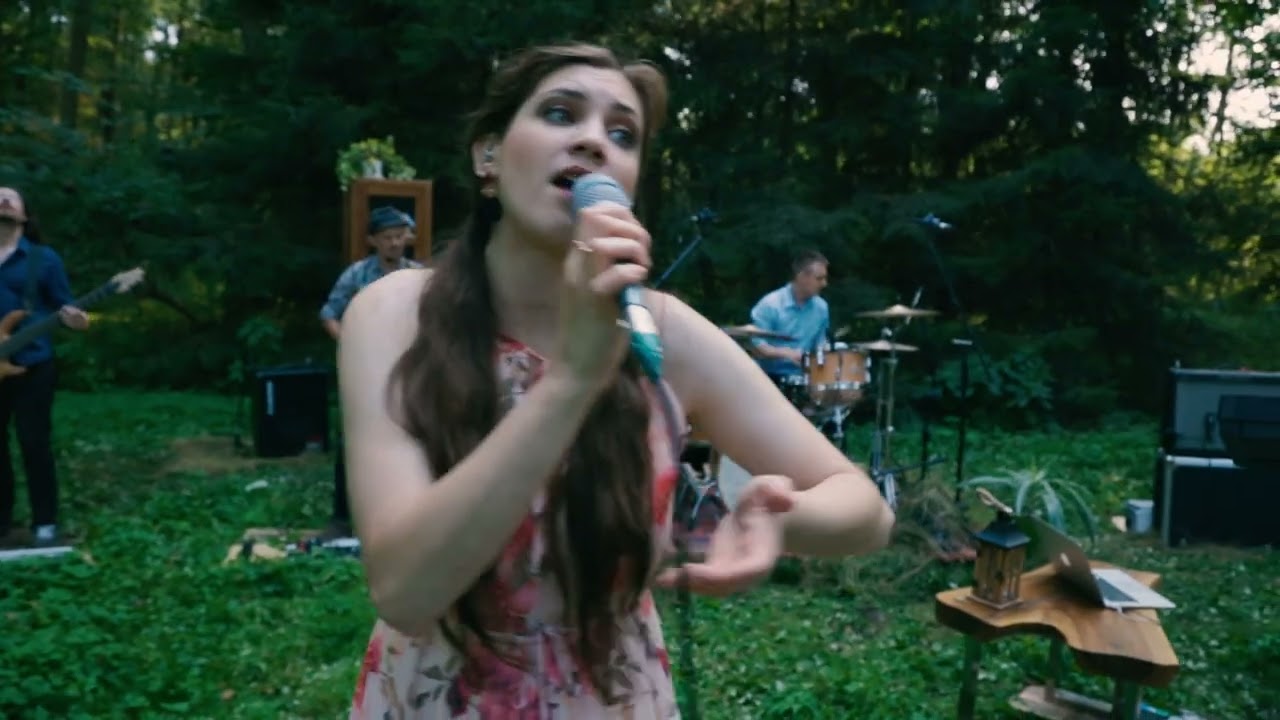 OREADA - Lipka (Leśna Sesja - Official Live Video)