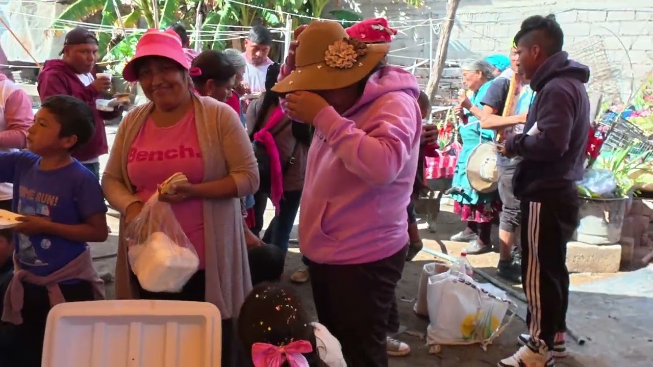 ASI SE RECIBEN A LOS PEREGRINOS EN PUEBLA MEXICO 🇲🇽 DESPUES DE REGRESAR DE OAXACA..🙏🏼